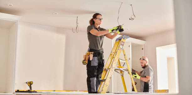 Best Affordable Emergency Electrician  in Garner, IA
