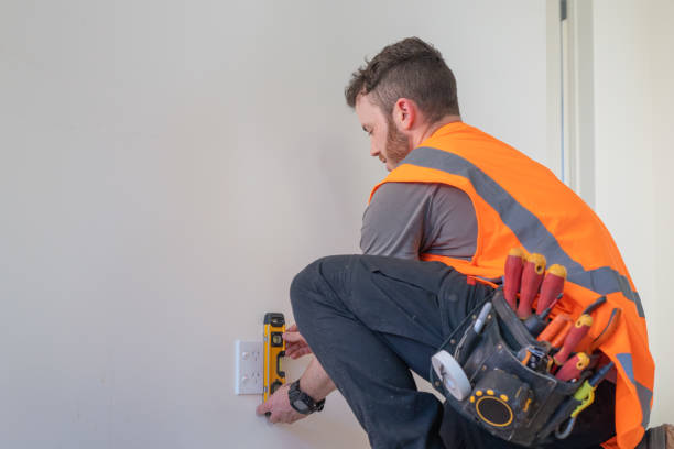 Best Local Electrician Companies  in Garner, IA